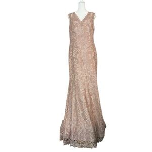Tadashi Shoji METALLIC CORDED EMBROIDERY ON TULLE V-NECK GOWN Bridal Women’s 12